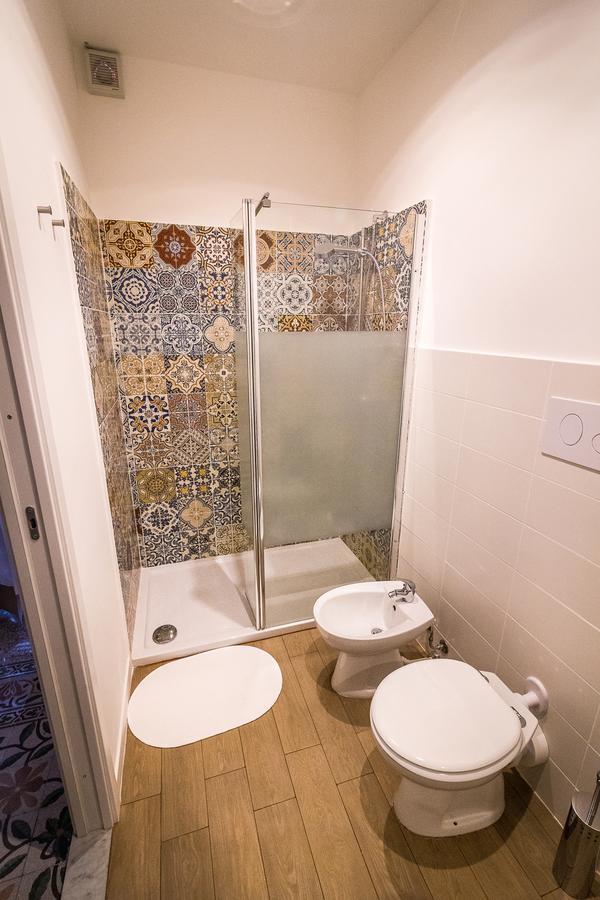 Liberty Suites Палермо Екстер'єр фото