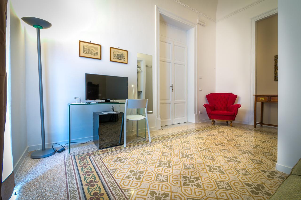 Liberty Suites Палермо Екстер'єр фото